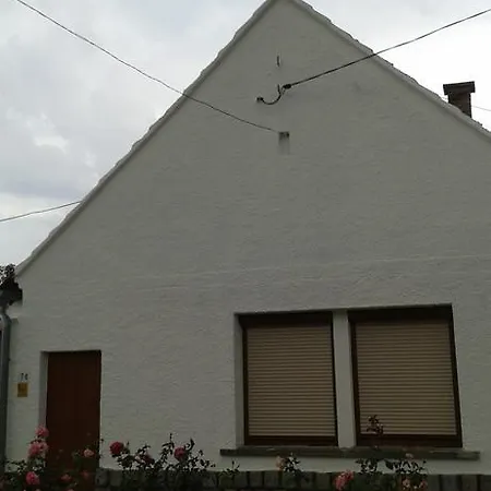 Peresztegi Paraszthaz